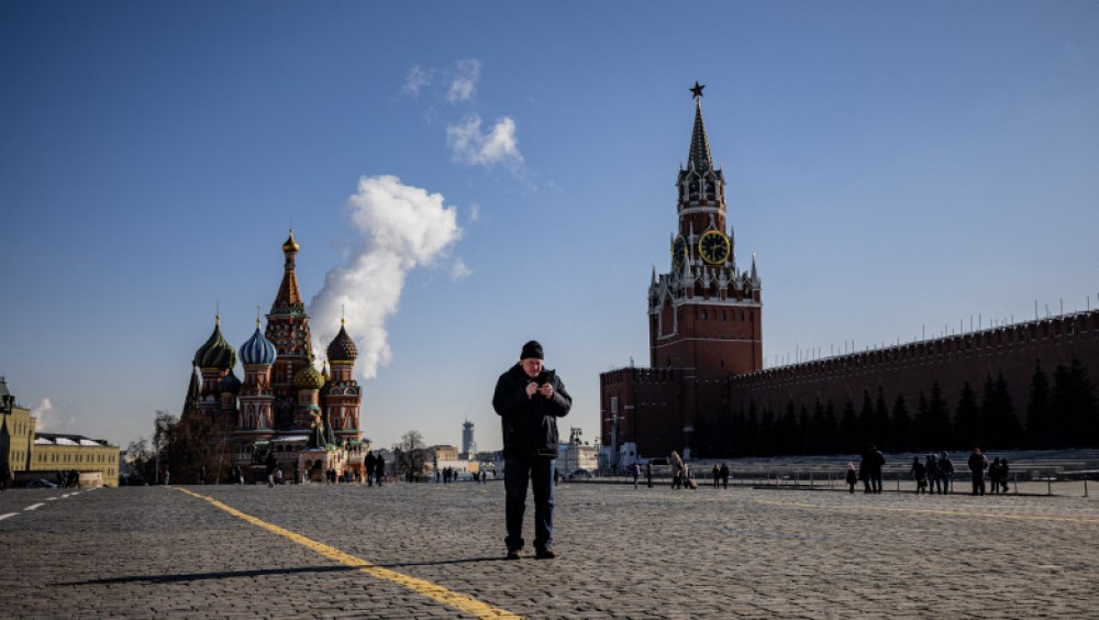 Sancțiunile SUA ar putea afecta importurile de smartphone-uri şi piese de avioane, dacă Rusia invadează Ucraina